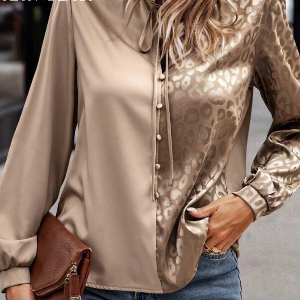 SHEIN Beige Leopard Print Blouse
